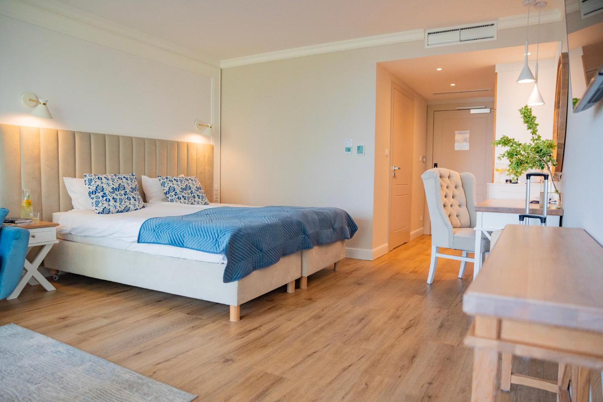 Hotel Szerokie Wody Sea & Sand ウストカ エクステリア 写真